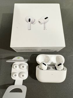 AirPods Pro 1 . Excellent Condition. NEW Eartips.