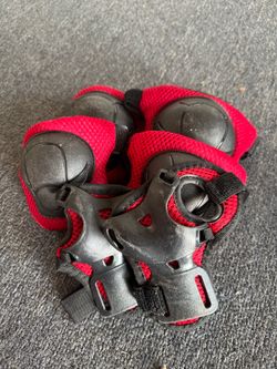 Knee and elbow pads / wrist guard- little kid