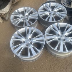 Set of 4 Lexus Wheels 19” Rx450 Silver