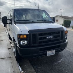 Ford Econline 150