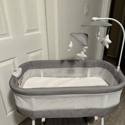 Baby bassinet 