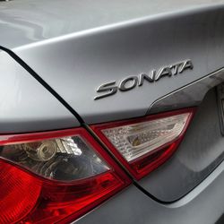 2012 Hyundai Sonata Part Out