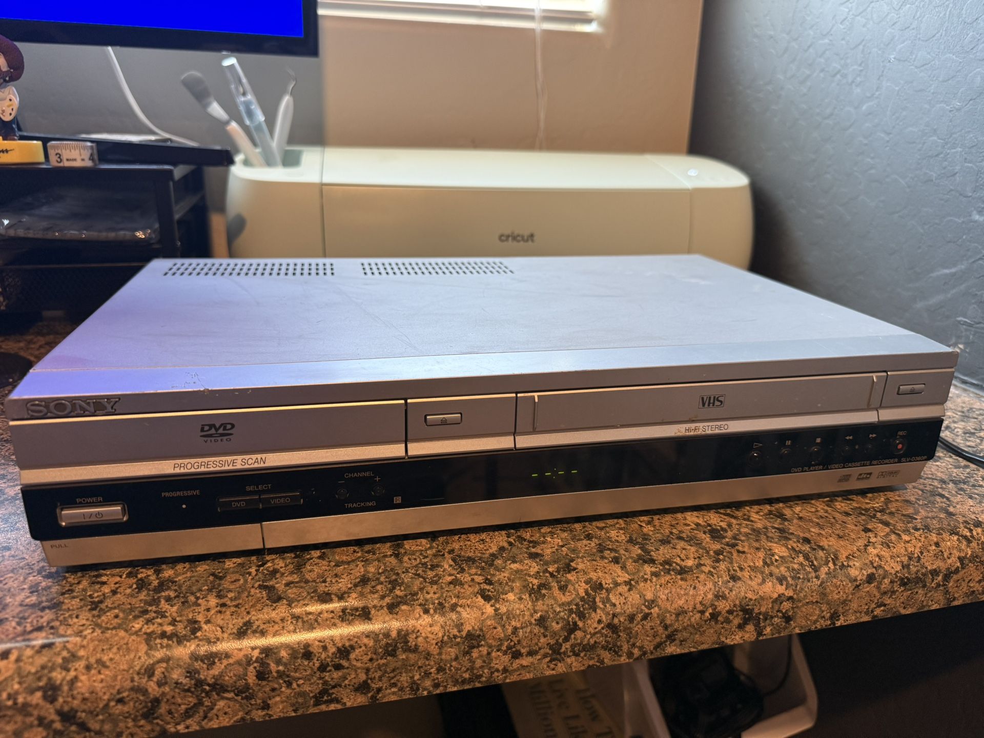 Sony SLV-D360P DVD/VCR Combo