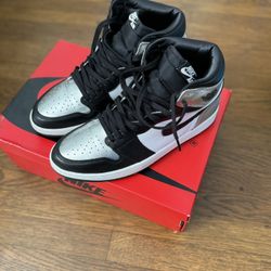Women’s Air Jordan 1 High OG 