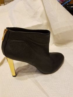 Tory Burch sz9.5