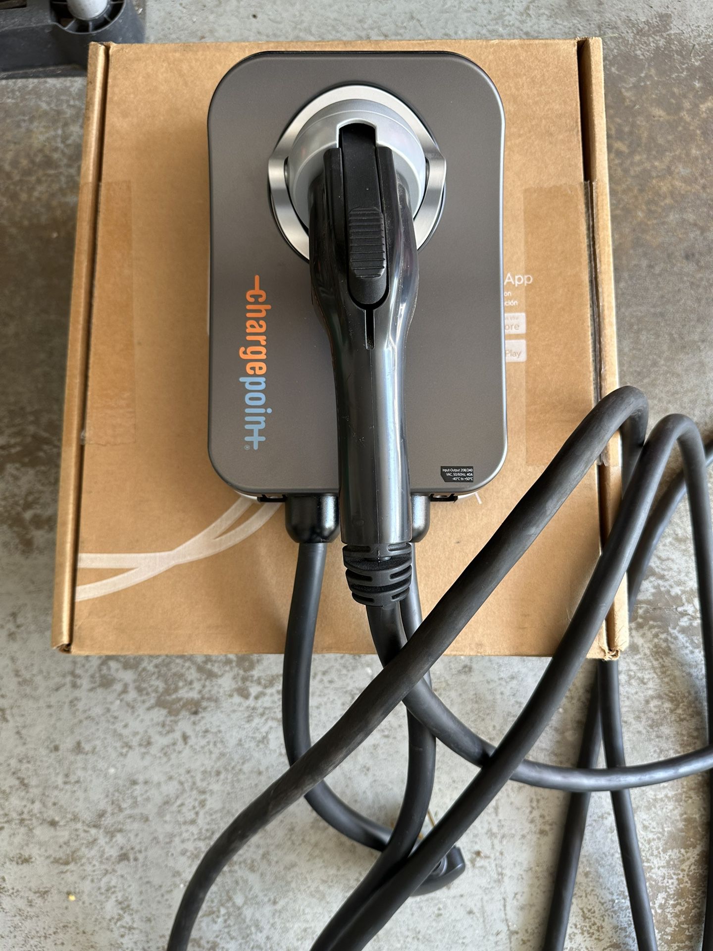ChargePoint Home Flex Level 2 EV Charger, NEMA 14-50 Outlet 240V EV Charge Station, Electric Vehicle Charging Equipment Compatible with All EV Models
