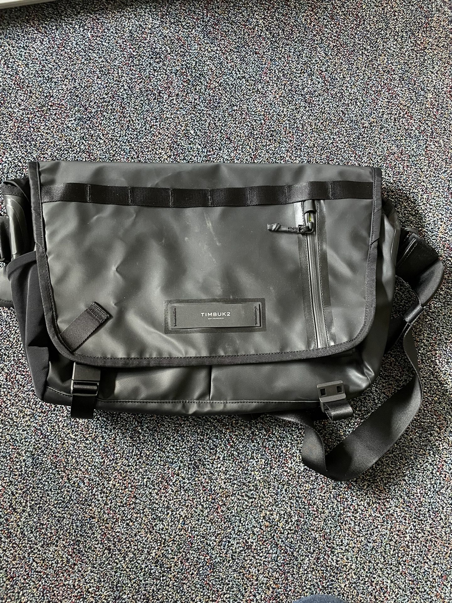 Timbuk2 Especial stash Messenger Bag