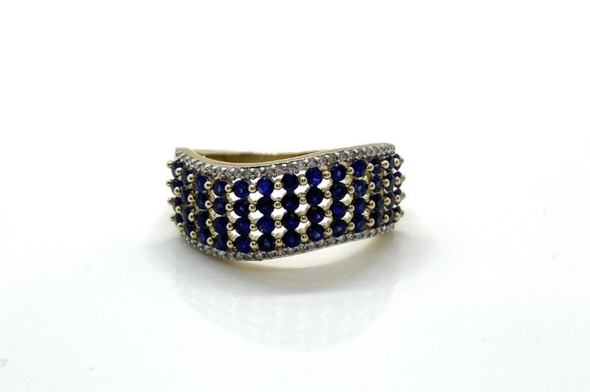 Ladies 10K Sapphire Ring