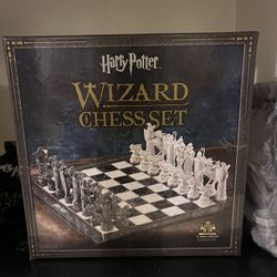 Harry Potter Chess Set $20