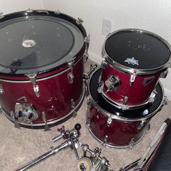 Remo USA 3piece Drum Set