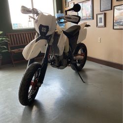 04 KTM supermoto 