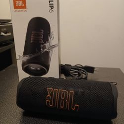 JBL FLIP6 Bluetooth Speaker 