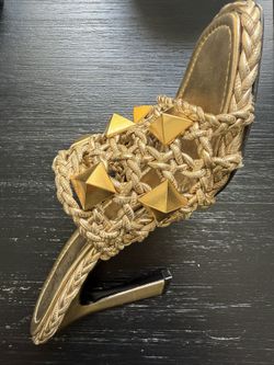 Valentino Garavani Gold Woven Roman Stud Heels, Size 39.5 – Worn Once, Excellent Condition