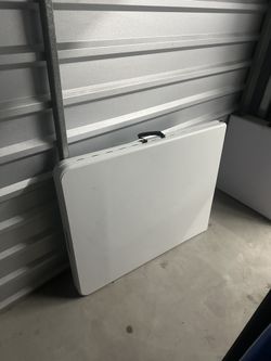 Folding Table 6 Ft