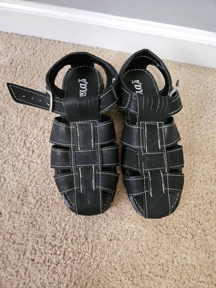 HUARACHES