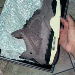 Jordan 4