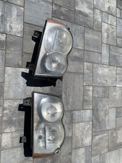 Jeep Cherokee 2007 front lights