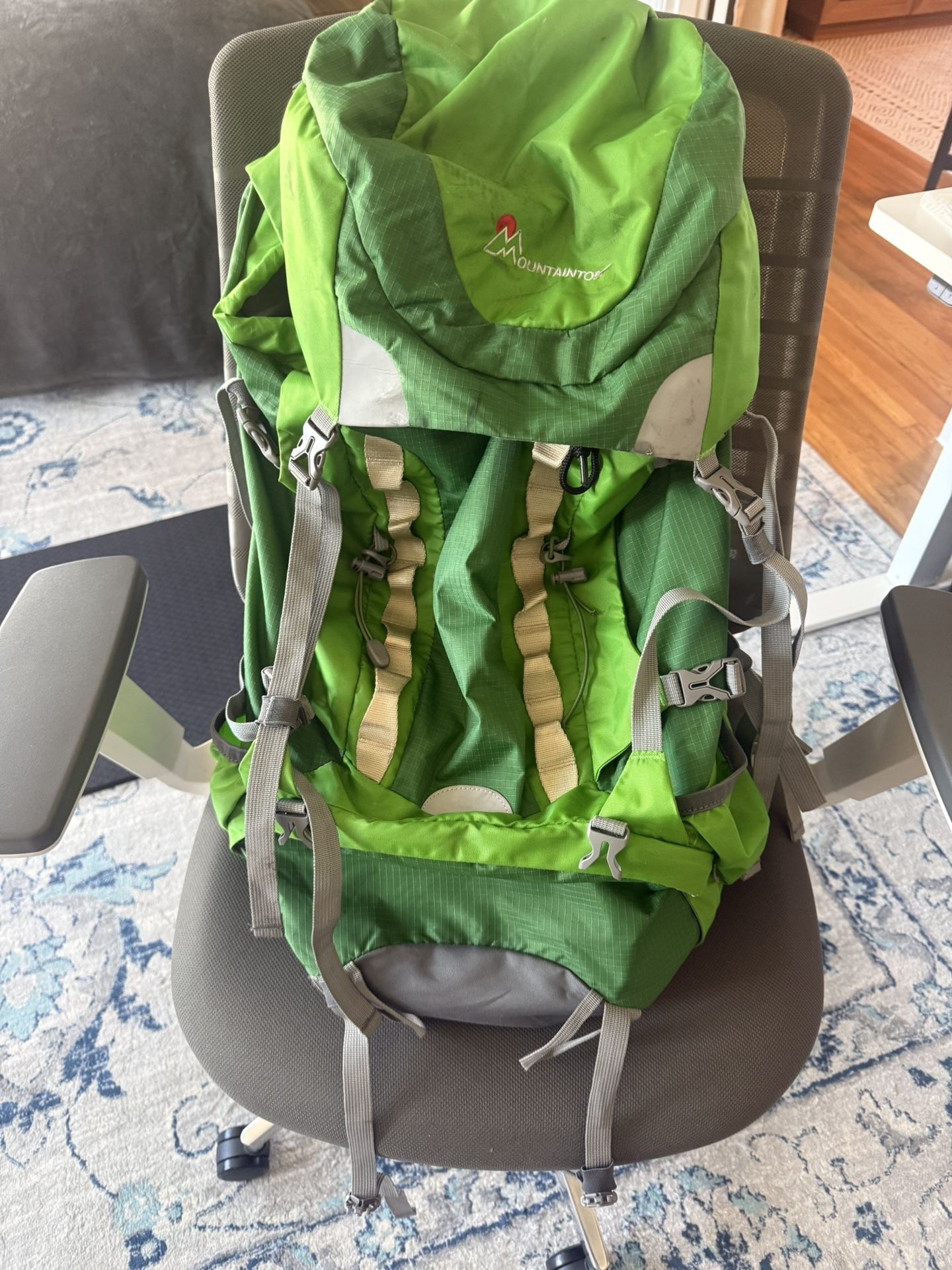 Mountaintop Backpacking Backpack (60L)
