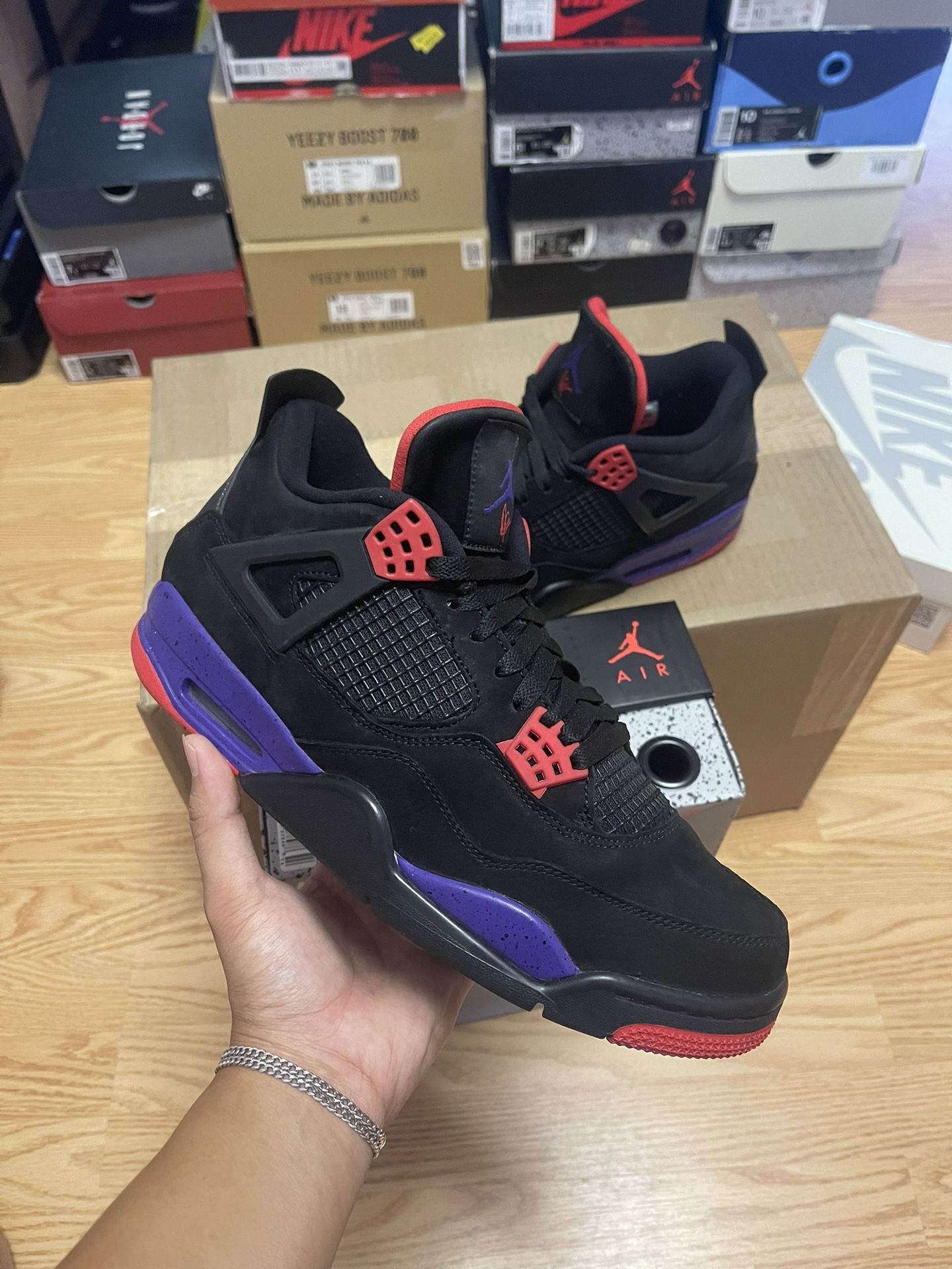 Size 11 - Air Jordan 4 Retro NRG 'Raptors Sneaker in Drake Signature AQ3816 056