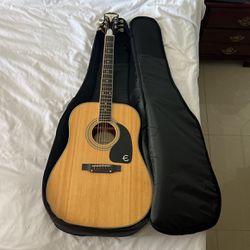 Acoustic Guitar Epiphone Pro-1 Plus with Case