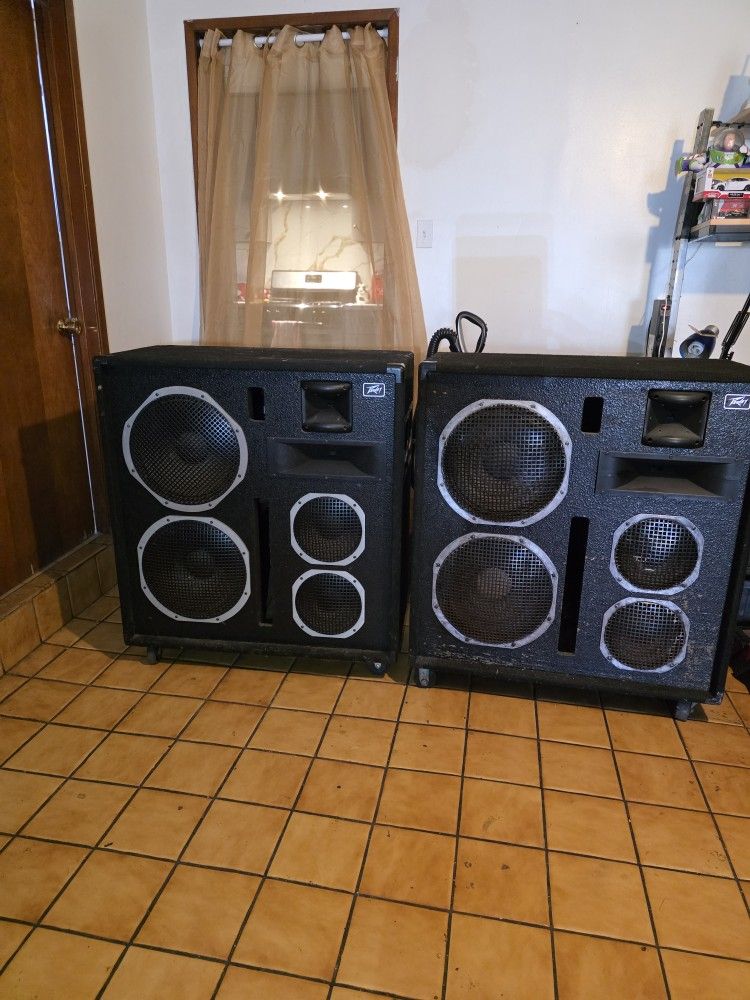 PEAVEY 3020 HT Speakers Pair