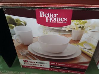 Better homes and garden 16 piece dinner set new