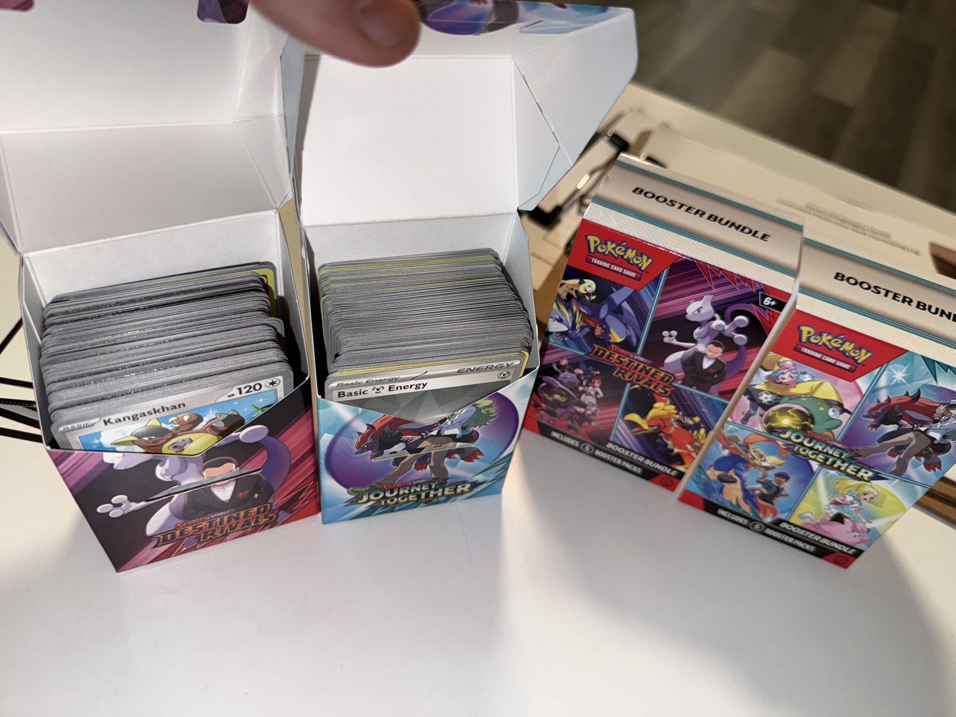 POKEMON CARDS BUNDLE ULTRA RARE FINDS