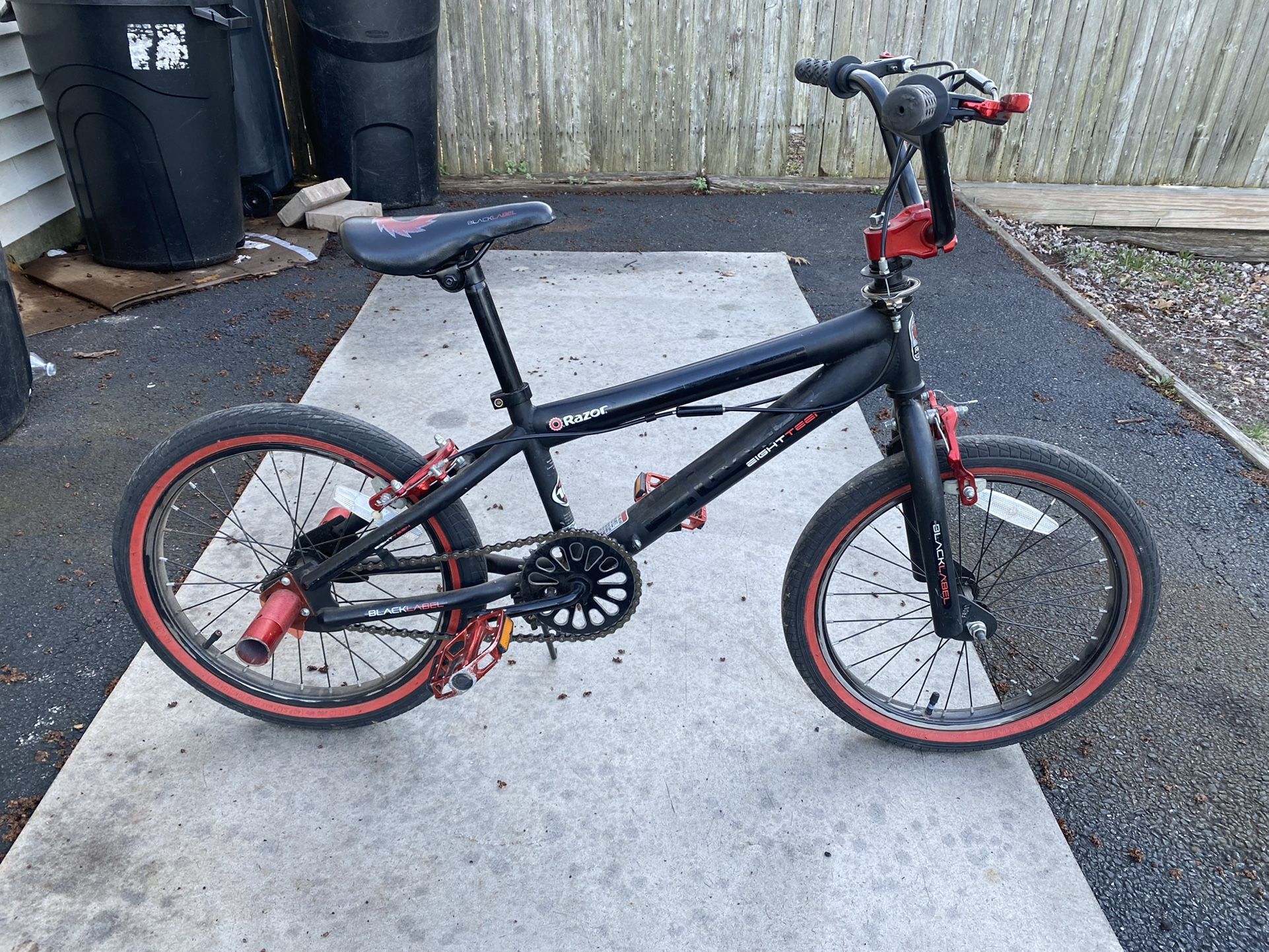 Razor BlackLabel BMX Freestyle Bike 18 Inch for Sale in Lake Grove NY OfferUp