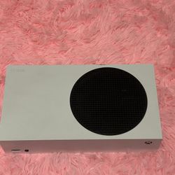 Pre owned Xbox Series S