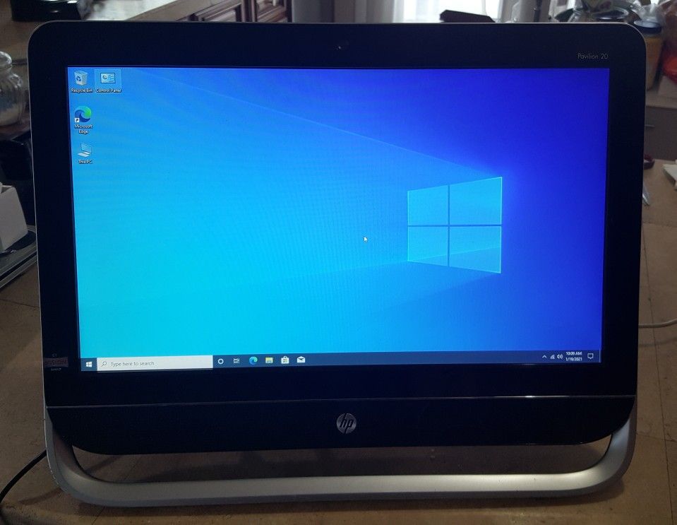 HP Pavilion 20-b010 All-in-One