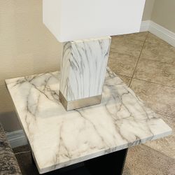 Matching Coffee Table, End tables, and Lamps 