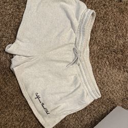 Women’s Clothing Bundle 