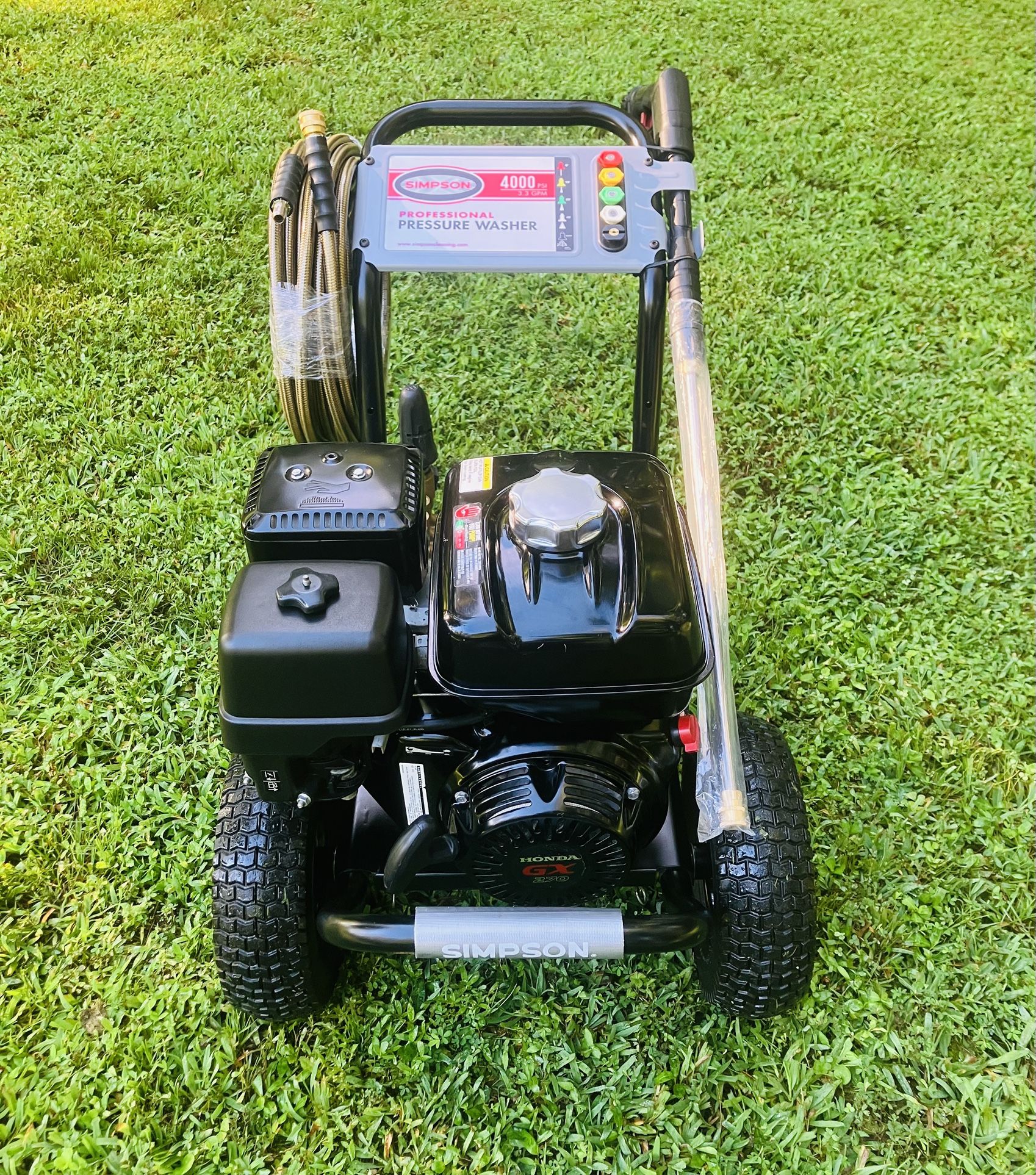 LIKE NEW - HONDA - 4000 PSI - SIMPSON - POWER PRESSURE WASHER