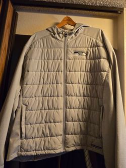 Seattle Seahawks Cutter and Buck Evoke Hybrid Jacket (Men's 3XL)