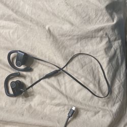 Powerbeats 3