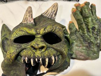 Gargoyle Latex Mask & Creature Gloves Set