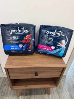2 packages of night underwear