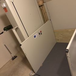 2025 Bruno Wheelchair lift VPL-3153B.53”.https://offerup.co/faYXKzQFnY?$deeplink_path=/redirect/ New