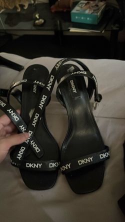 DKNY SIZE 8