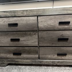 6 Drawer dresser