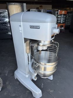 Hobart HL600-2STD Legacy+ 60 qt Planetary Mixer w/ accessories 380-460V 3 PH