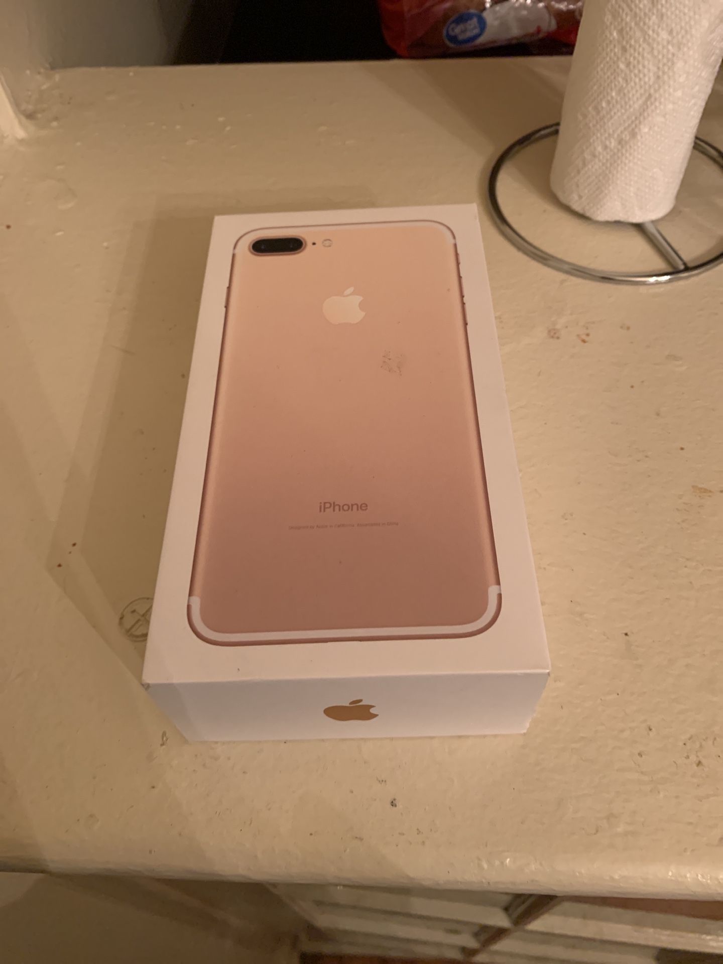 IPhone 7 32GB Plus UNLOCKED