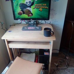 Computer Desk And Chair Good Condition 