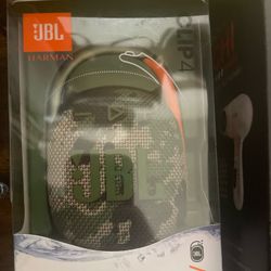 JBL Clip 4 