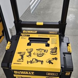 Dewalt 20V Lithium-Ion Cordless 6-Tool Combo Kit with batteries