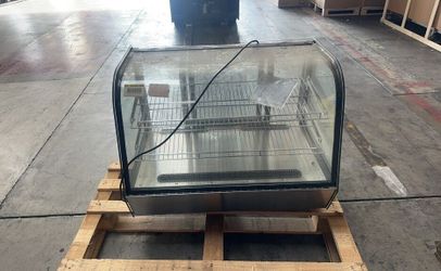 Clearance Countertop Refrigerated Bakery Display 100220L1226