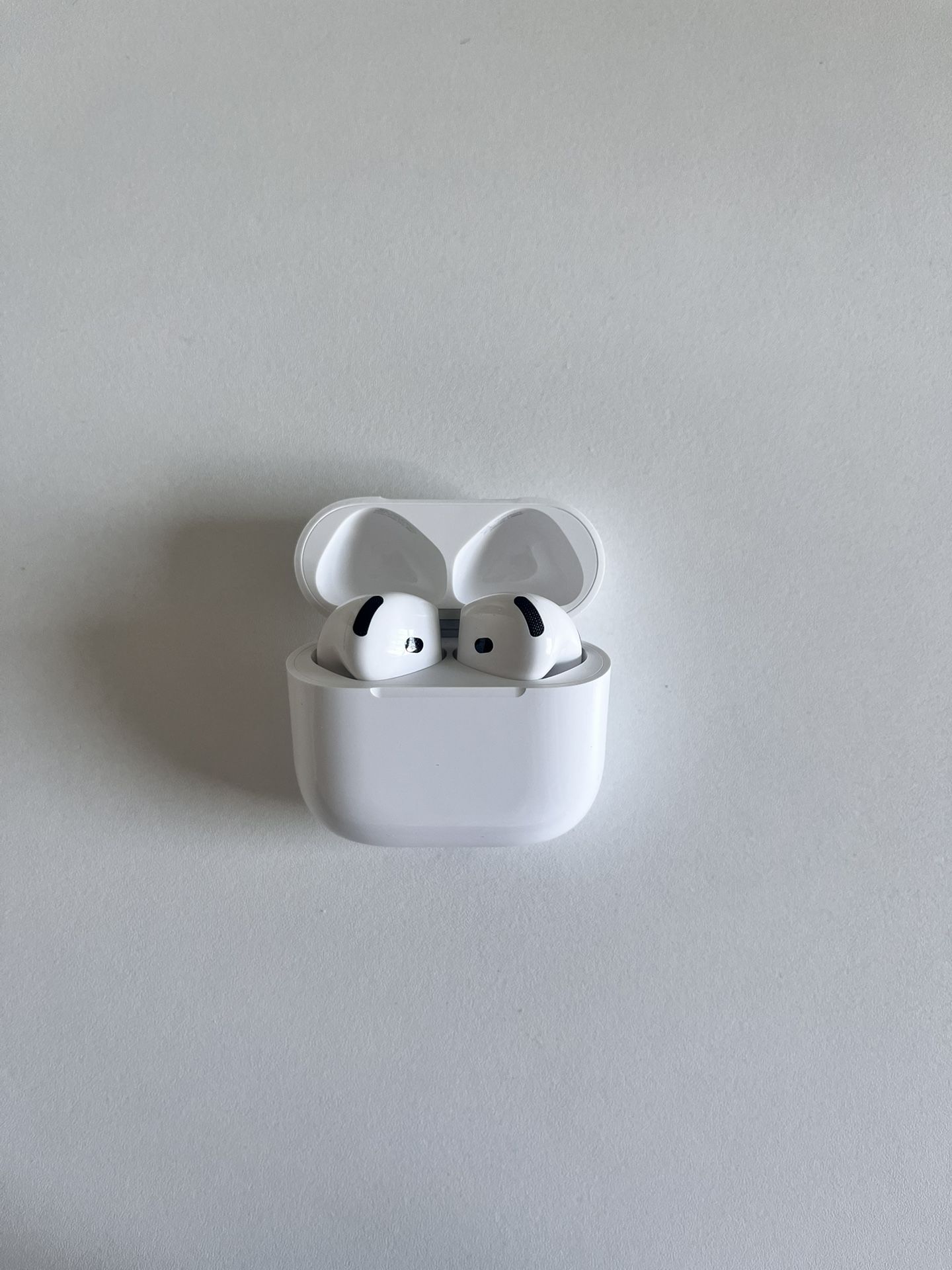 Airpods 4 ANC