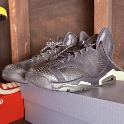Jordan 6 Black Cats size 6.5