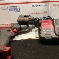 Great Pre-owned Mac Tools BDP038 12v Drill Set