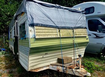 Nice 1976 Travel Trailer